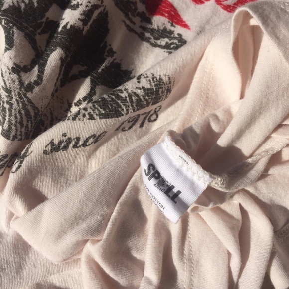 🌿 Spell Wanderlust Tee Size Small - Picture 8 of 10